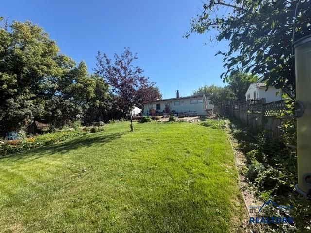 2023 CENTRAL BLVD, Rapid City, SD 57702