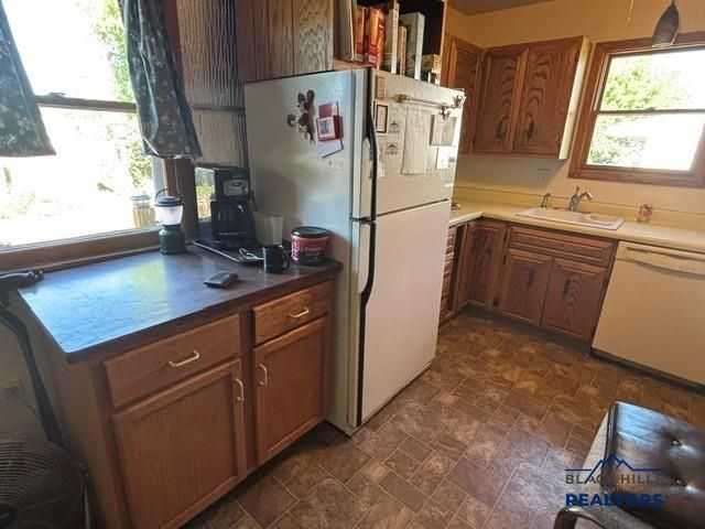 2023 CENTRAL BLVD, Rapid City, SD 57702