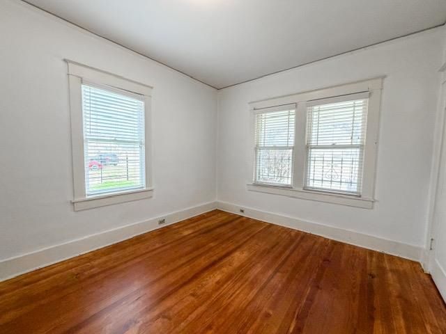 1047 N HIGHLAND AVE, Memphis, TN 38122