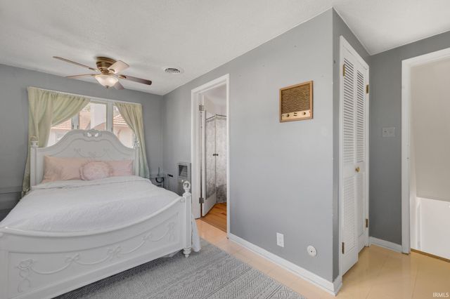 337 Edgewater Drive, Mishawaka, IN 46545
