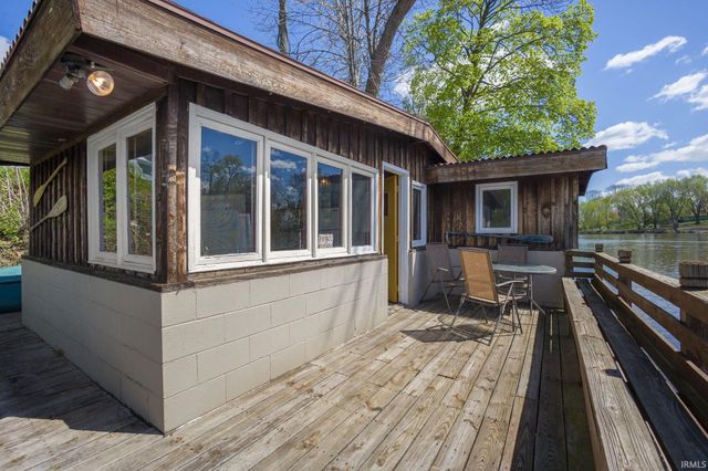 337 Edgewater Drive, Mishawaka, IN 46545