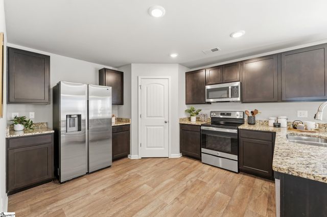 380 Alyssa Landing Drive, Fountain Inn, SC 29644