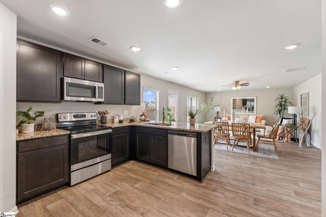 380 Alyssa Landing Drive, Fountain Inn, SC 29644