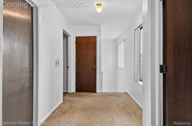 3124 Lindenwood Drive, Dearborn, MI 48120