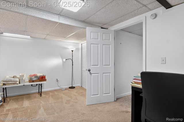3124 Lindenwood Drive, Dearborn, MI 48120