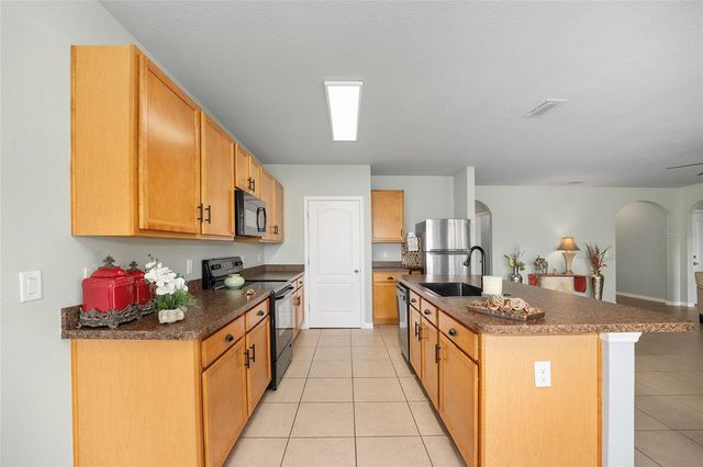 6742 SW 64TH AVE, Ocala, FL 34476