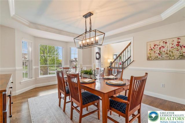 208 East Dell Road, Bushkill Twp, PA 18014
