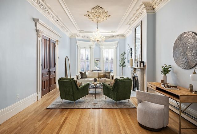 501 Shawmut Ave 2, Boston, MA 02118