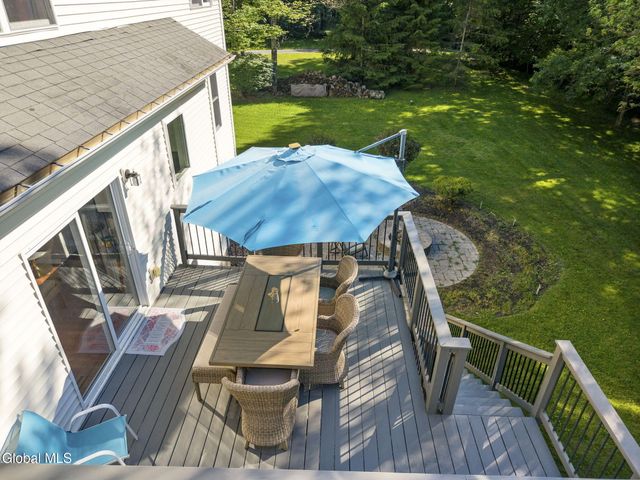 79 Glass Lake Road, Sand Lake, NY 12018