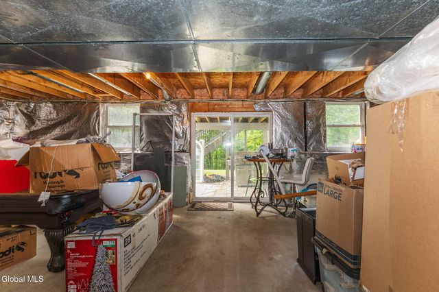 79 Glass Lake Road, Sand Lake, NY 12018