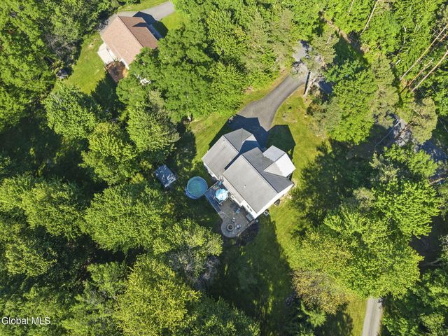 79 Glass Lake Road, Sand Lake, NY 12018