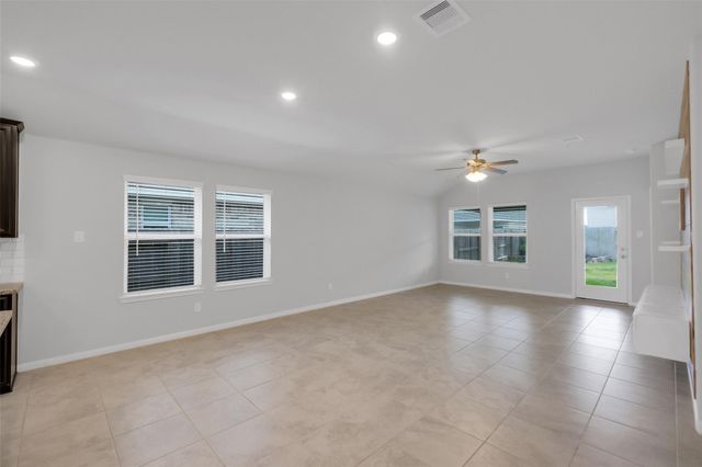 2442 Goddard Green Drive, Rosharon, TX 77583