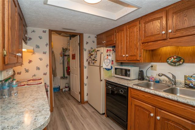 3070 Lancer Street NW, North Canton, OH 44720