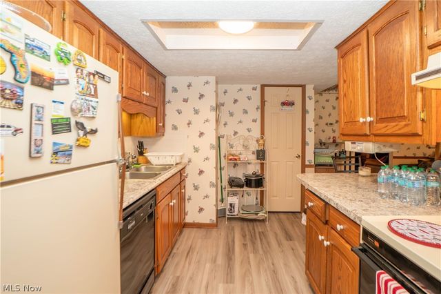 3070 Lancer Street NW, North Canton, OH 44720