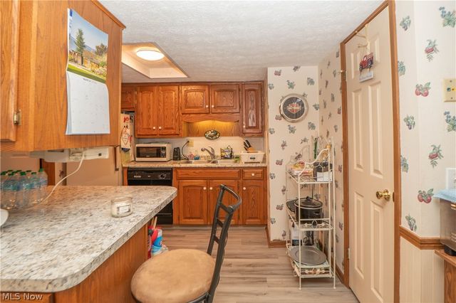 3070 Lancer Street NW, North Canton, OH 44720