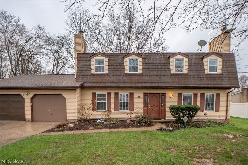 3070 Lancer Street NW, North Canton, OH 44720