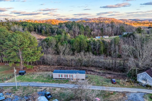 105 Bert Price Road, Rogersville, TN 37857