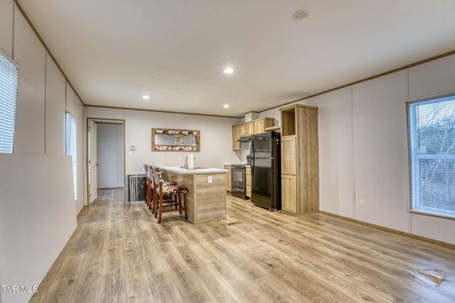 105 Bert Price Road, Rogersville, TN 37857