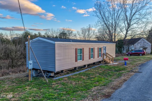 105 Bert Price Road, Rogersville, TN 37857