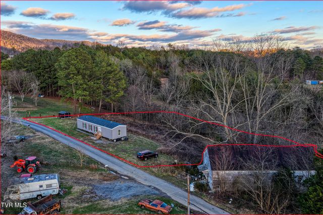 105 Bert Price Road, Rogersville, TN 37857