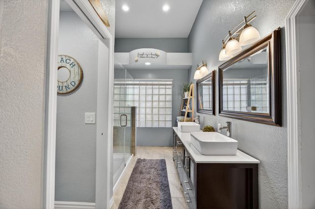 6814 Brisa Ln, Rancho Murieta, CA 95683