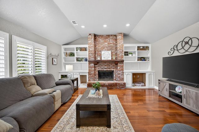 6814 Brisa Ln, Rancho Murieta, CA 95683