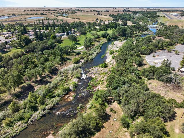 6814 Brisa Ln, Rancho Murieta, CA 95683