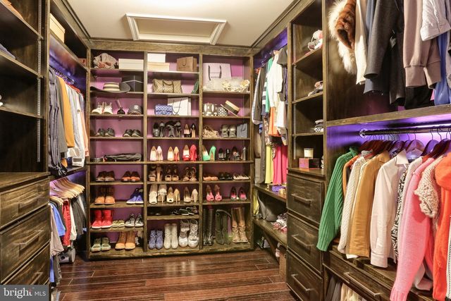 5 VISTA CIR, Lemoyne, PA 17043