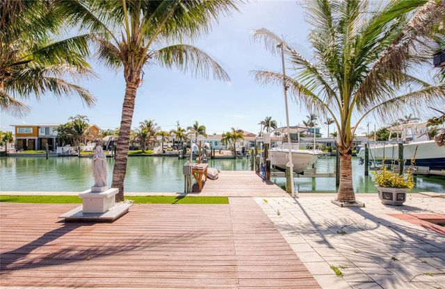 551 CRYSTAL DRIVE, Madeira Beach, FL 33708