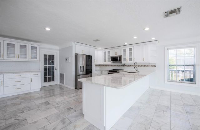 551 CRYSTAL DRIVE, Madeira Beach, FL 33708