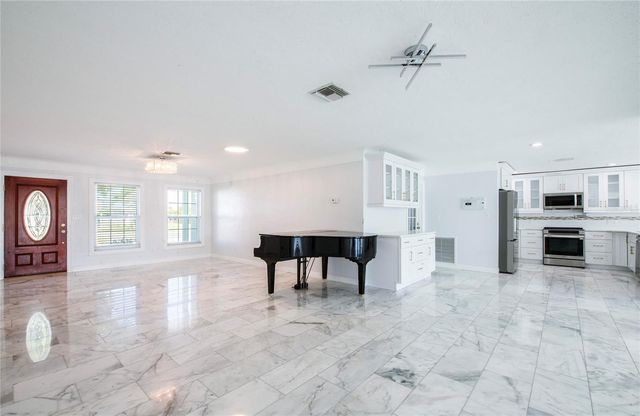 551 CRYSTAL DRIVE, Madeira Beach, FL 33708