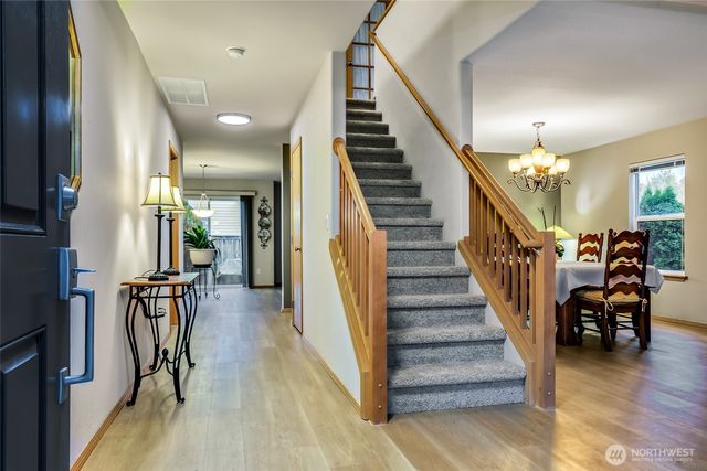 9406 225th Way NE, Redmond, WA 98053