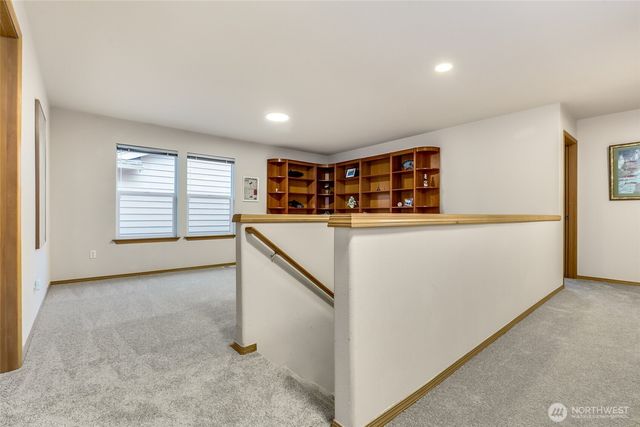 9406 225th Way NE, Redmond, WA 98053