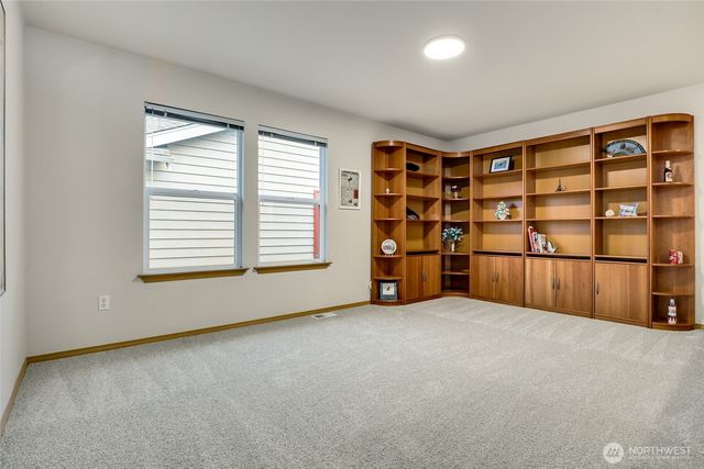 9406 225th Way NE, Redmond, WA 98053