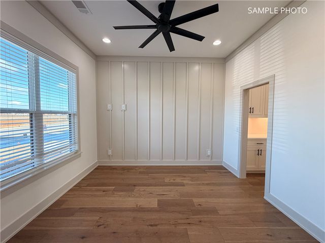 6006 S 40th Place, Rogers, AR 72758