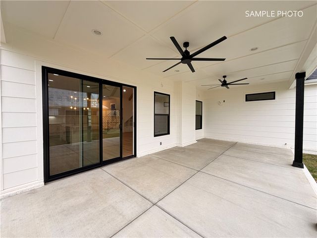 6006 S 40th Place, Rogers, AR 72758