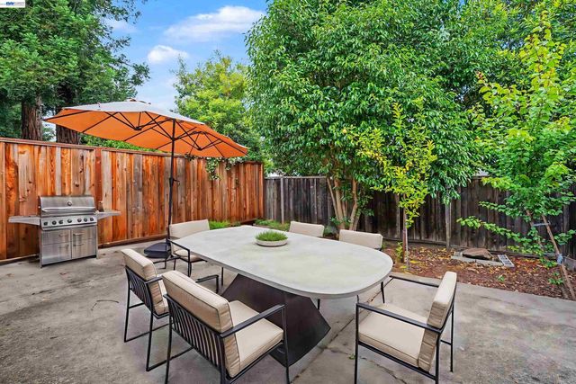 13 Glen Valley Circle, Danville, CA 94526