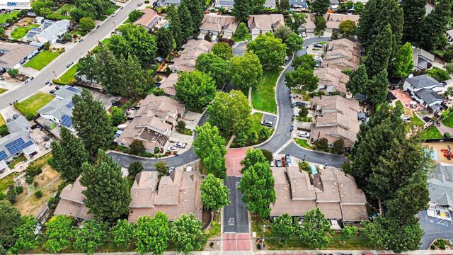 13 Glen Valley Circle, Danville, CA 94526