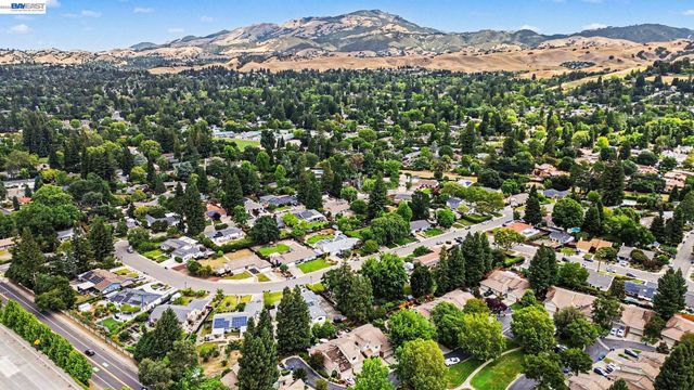 13 Glen Valley Circle, Danville, CA 94526