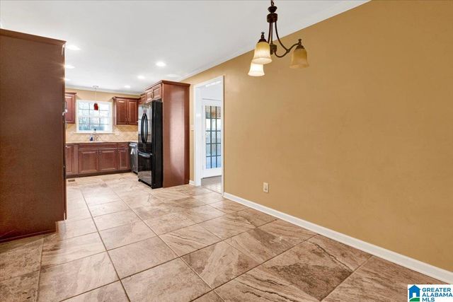 2220 HEADRICK ROAD, Bessemer, AL 35022