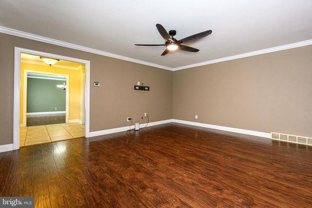 315 OXFORD RD, Plymouth Meeting, PA 19462