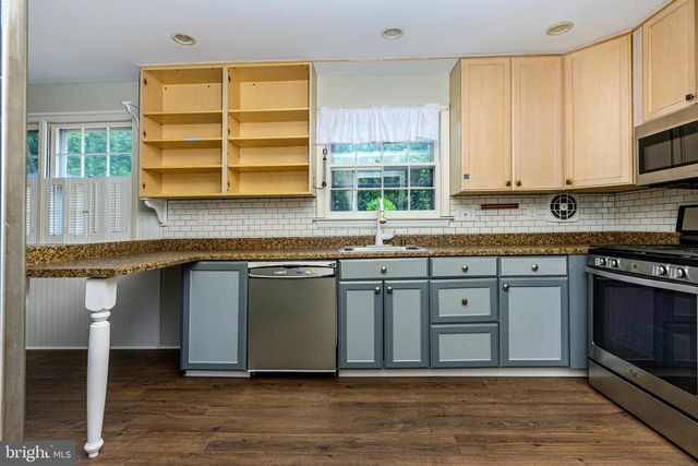 315 OXFORD RD, Plymouth Meeting, PA 19462