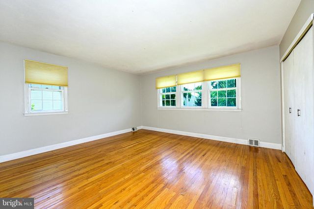 315 OXFORD RD, Plymouth Meeting, PA 19462