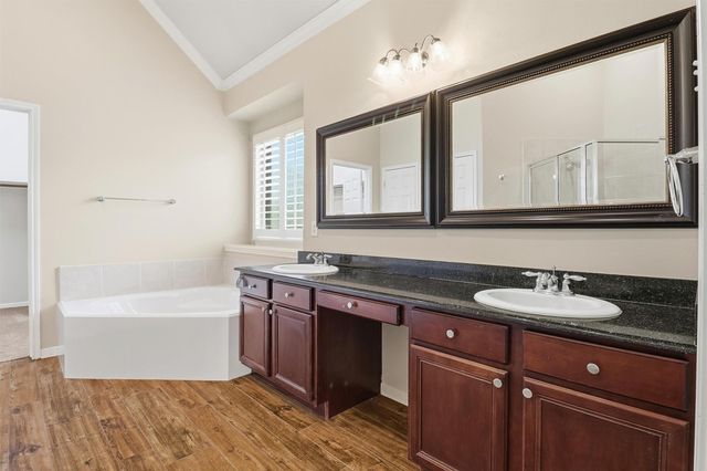 3602 River Bend Drive, Rosenberg, TX 77471