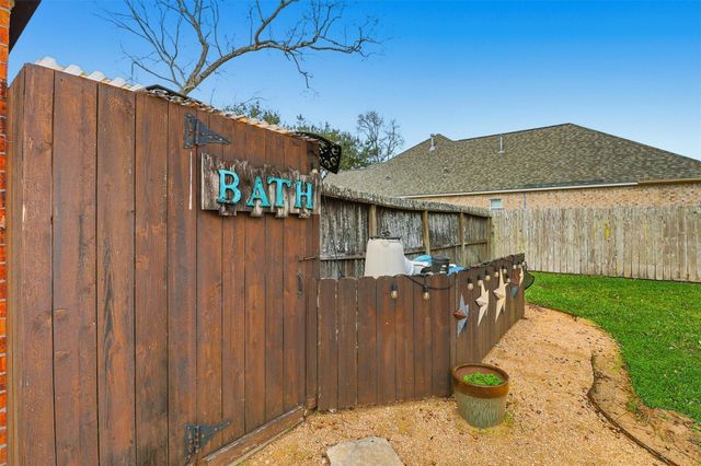 3602 River Bend Drive, Rosenberg, TX 77471