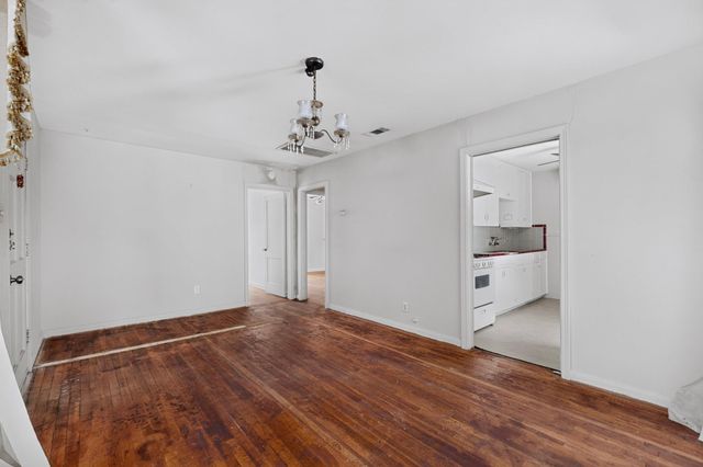 4703 Leslie Ave, Austin, TX 78721