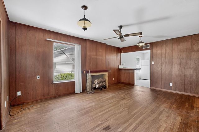 4703 Leslie Ave, Austin, TX 78721