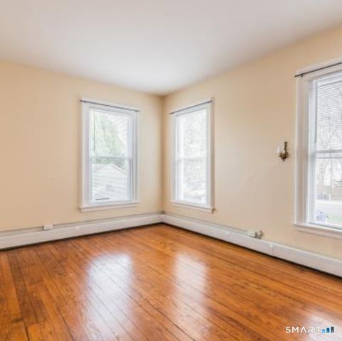 253 Lawrence Street 2R, New Haven, CT 06511