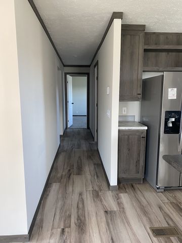 1646 Gamaliel Rd, Red Boiling Springs, TN 37150