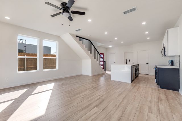 2416 Merlin Street, Dallas, TX 75215